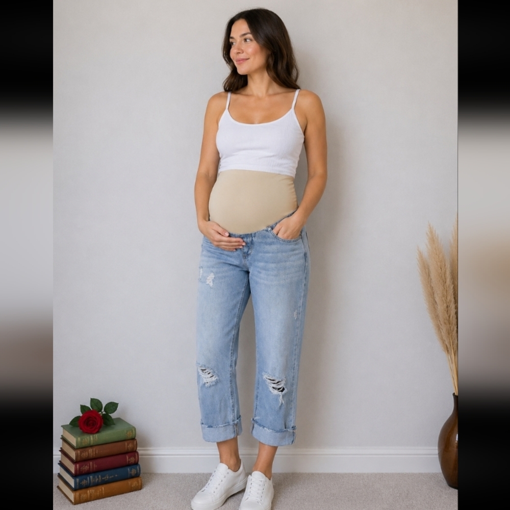 HAUTE MAMA Maternity Distressed Raw Hem Cuffed Cropped Light Blue Jeans Large